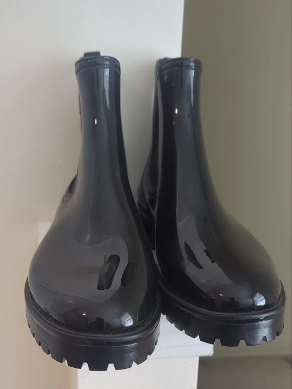 Matt & Nat sleek patent